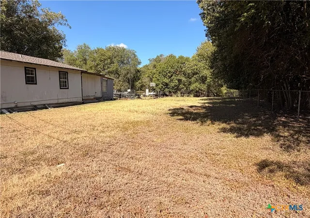 Photo 2 of Land for sale at 812 Gravel St, San Marcos, TX 78666 | MLS# 626000 | Listing updated on 2026-09-23