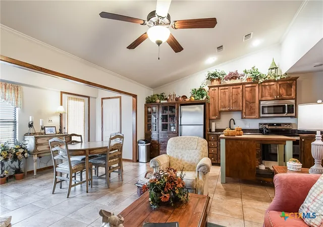 Photo 3 of Sale Pending at 1015 Old Ml Rd #12, Salado, TX 76571 | MLS# 625649 | Listing updated on 2026-10-07