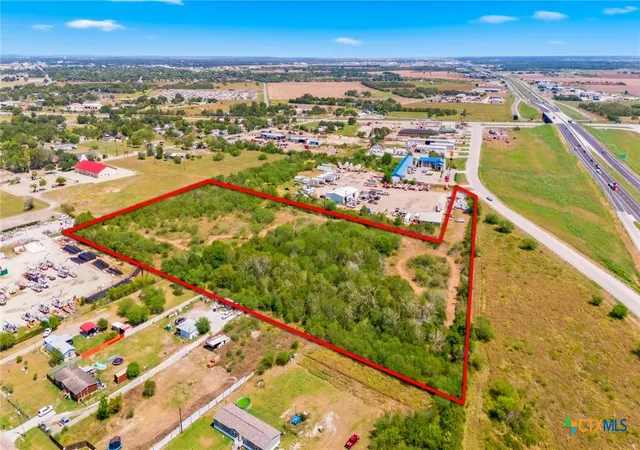 Photo 1 of Land for sale at 2904 Us Hwy 59, Victoria, TX 77905 | MLS# 625490 | Listing updated on 2026-09-30