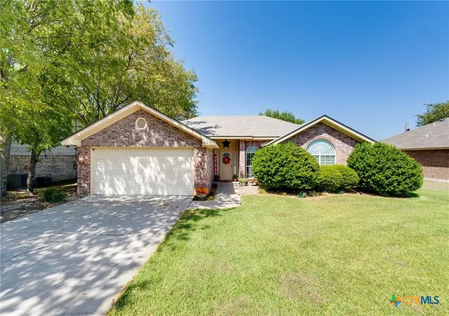 Photo 1 of Sale Pending at 1807 Fleetwood Dr, Killeen, TX 76543 | MLS# 625619 | Listing updated on 2026-09-27