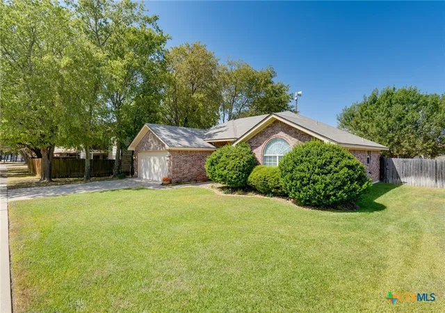 Photo 1 of Sale Pending at 1807 Fleetwood Dr, Killeen, TX 76543 | MLS# 625619 | Listing updated on 2026-09-27