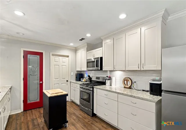 Photo 4 of Single family home for sale at 5006 Evergreen St, Victoria, TX 77904 | MLS# 625862 | Listing updated on 2026-09-23
