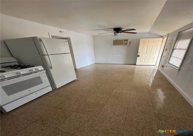 Photo 3 of Single family home for sale at 720 W Ave C, Killeen, TX 76541 | MLS# 626059 | Listing updated on 2026-09-23