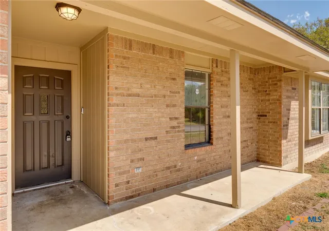 Photo 3 of Single family home for sale at 117 Blancas Dr, Copperas Cove, TX 76522 | MLS# 624872 | Listing updated on 2026-09-23