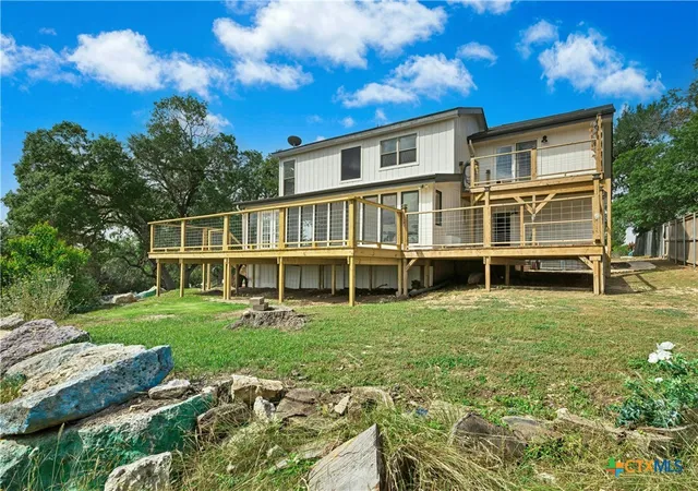 Photo 3 of Single family home for sale at 1562 Windmere, Canyon Lake, TX 78133 | MLS# 625994 | Listing updated on 2026-09-23
