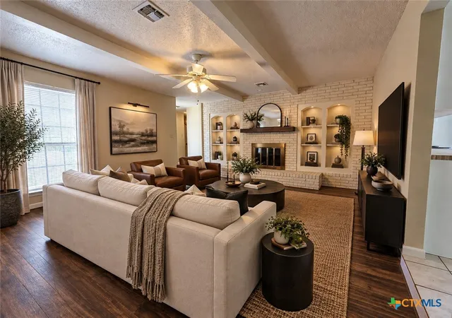 Photo 3 of Multi family home for sale at 1801 Forest Trl, Temple, TX 76502 | MLS# 625477 | Listing updated on 2026-09-23
