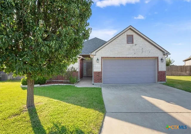 Photo 1 of Single family home for sale at 1421 Neuberry Cliffe, Temple, TX 76502 | MLS# 626083 | Listing updated on 2026-09-24