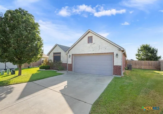 Photo 1 of Single family home for sale at 1421 Neuberry Cliffe, Temple, TX 76502 | MLS# 626083 | Listing updated on 2026-09-24