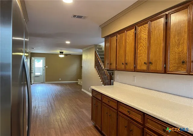Photo 4 of Townhouse for sale at 105 Blanco St, San Marcos, TX 78666 | MLS# 626125 | Listing updated on 2026-09-24