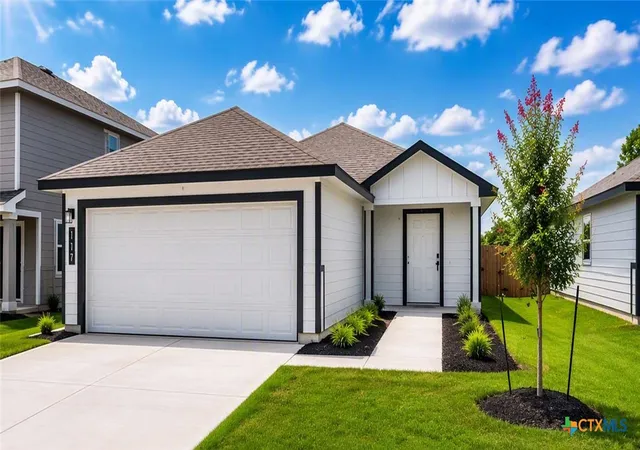 Photo 1 of Single family home for sale at 117 Mullins Dr, Rockdale, TX 76567 | MLS# 626175 | Listing updated on 2026-10-05