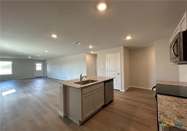 Photo 2 of Single family home for sale at 133 Mullins Dr, Rockdale, TX 76567 | MLS# 626188 | Listing updated on 2026-10-01