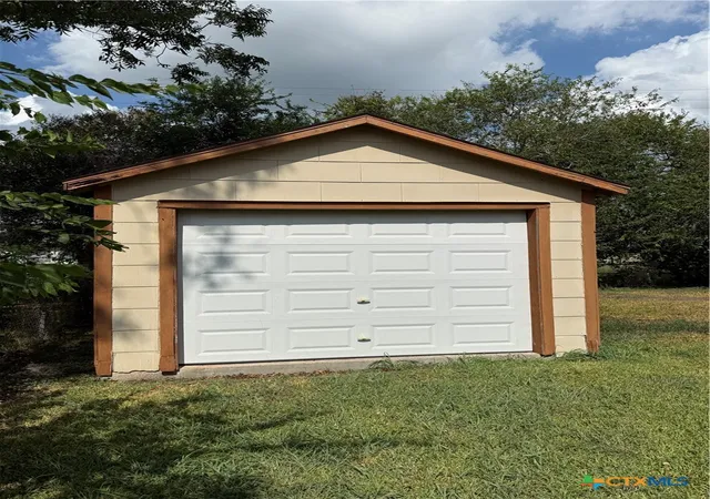 Photo 2 of Single family home for sale at 121 Lubbock St, Point Comfort, TX 77978 | MLS# 626208 | Listing updated on 2026-09-25