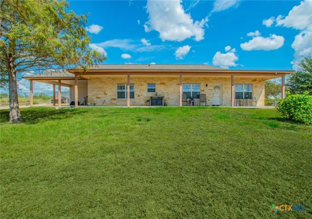 Land for sale at 834 County Rd 103, Rogers, TX 76569 | MLS# 626220
