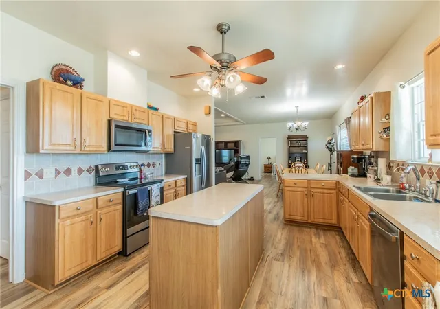 Photo 2 of House for sale at 834 County Rd 103, Rogers, TX 76569 | MLS# 626220 | Listing updated on 2026-10-07