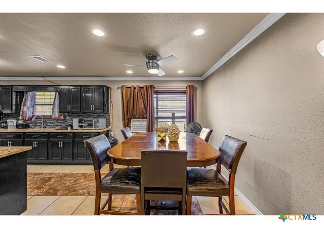 Photo 3 of Single family home for sale at 509 S Glendale St, Hallettsville, TX 77964 | MLS# 626198 | Listing updated on 2026-09-25