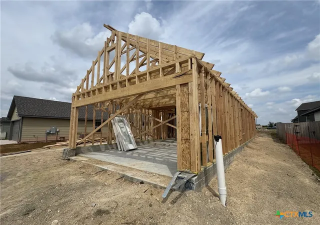 Photo 2 of Single family home for sale at 725 James Parker Cir, Killeen, TX 76542 | MLS# 626242 | Listing updated on 2026-09-25