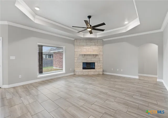 Photo 3 of Single family home for sale at 965 Northern Dancer Dr, Hewitt, TX 76643 | MLS# 626090 | Listing updated on 2026-09-25