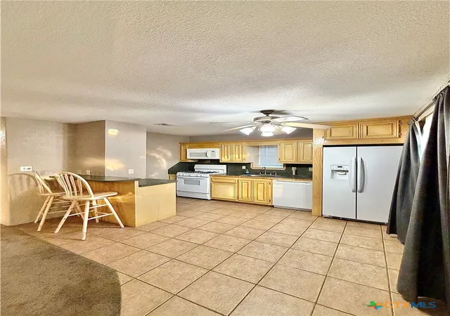 Photo 3 of Single family home for sale at 802 S Colorado St, Port Lavaca, TX 77979 | MLS# 626029 | Listing updated on 2026-09-25