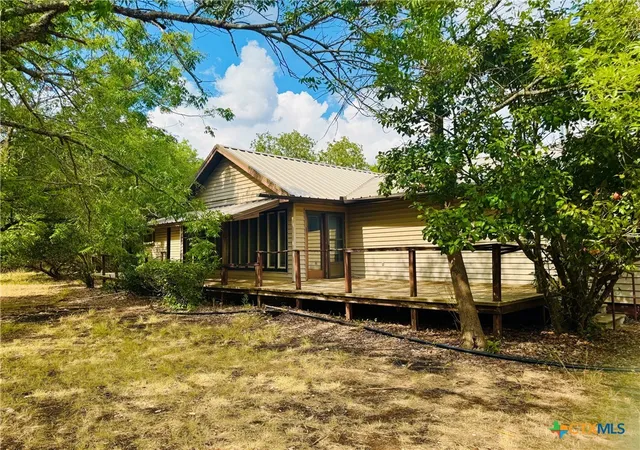 Photo 1 of Single family home for sale at 823 Mountain Rd, Gatesville, TX 76528 | MLS# 626010 | Listing updated on 2026-09-25