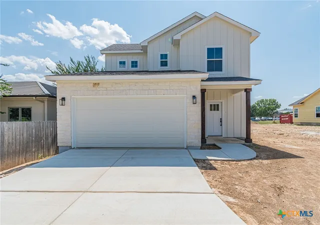 Single family home for sale at 362 Stagecoach Trl, San Marcos, TX 78666 | MLS# 626263
