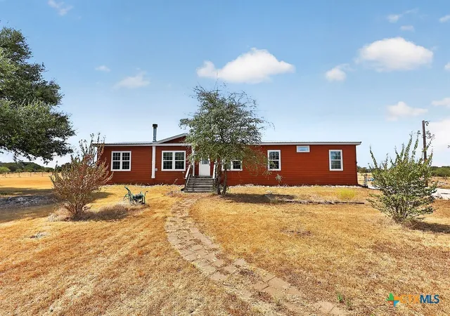 Photo 3 of Manufactured home for sale at 5758 Lakeaire Blvd, Temple, TX 76502 | MLS# 626217 | Listing updated on 2026-09-29