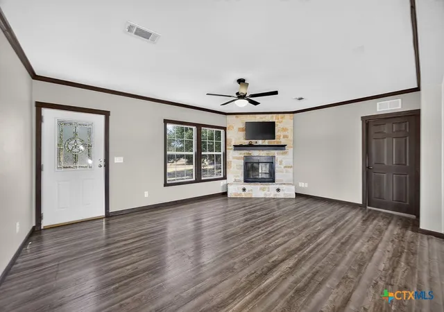 Photo 3 of Manufactured home for sale at 5758 Lakeaire Blvd, Temple, TX 76502 | MLS# 626217 | Listing updated on 2026-09-29