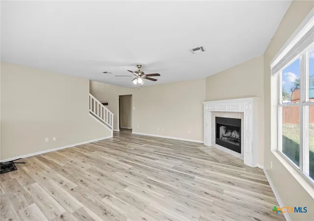 Photo 3 of Single family home for sale at 3301 Thunder Crk Dr, Killeen, TX 76549 | MLS# 623670 | Listing updated on 2026-09-29