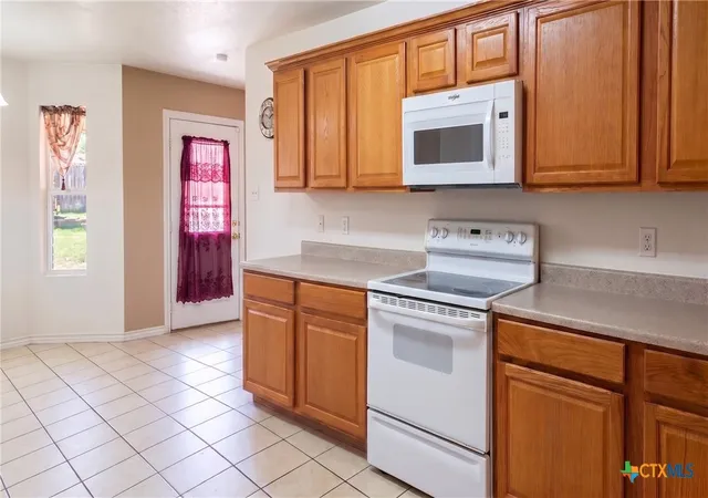 Photo 3 of Single family home for sale at 1904 Prestige Loop, Killeen, TX 76549 | MLS# 625962 | Listing updated on 2026-09-26
