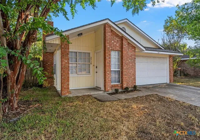 Photo 2 of Single family home for sale at 2718 Alamo Trl, Temple, TX 76502 | MLS# 626075 | Listing updated on 2026-09-25
