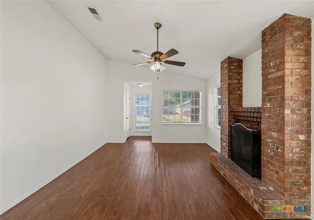 Photo 3 of Single family home for sale at 2718 Alamo Trl, Temple, TX 76502 | MLS# 626075 | Listing updated on 2026-09-25