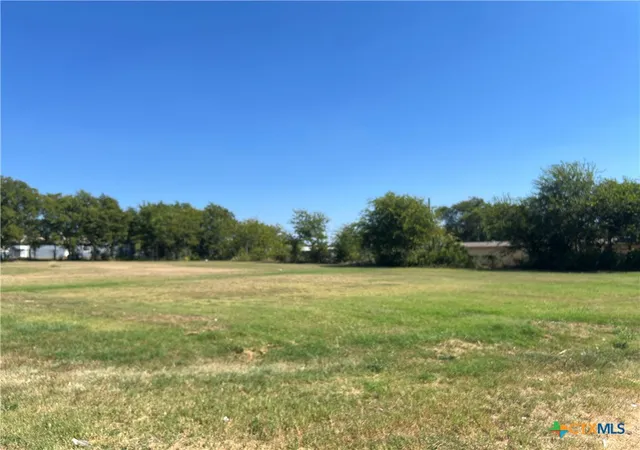 Photo 3 of Land for sale at 801 E Veterans Memorial Blvd, Killeen, TX 76541 | MLS# 626290 | Listing updated on 2026-09-25