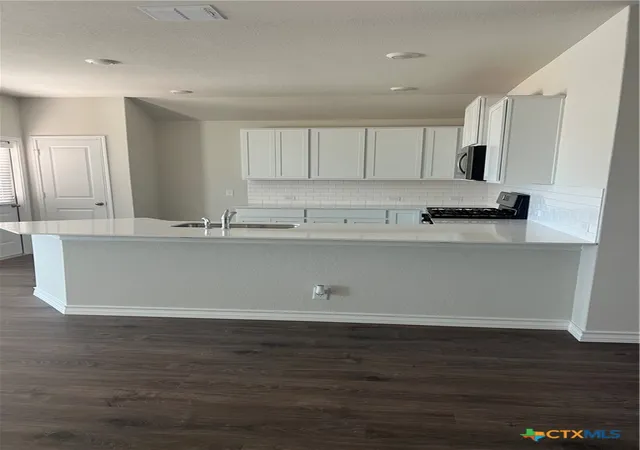 Photo 2 of Single family home for sale at 14823 Sabine Loop Rd, San Antonio, TX 78253 | MLS# 624030 | Listing updated on 2026-09-29