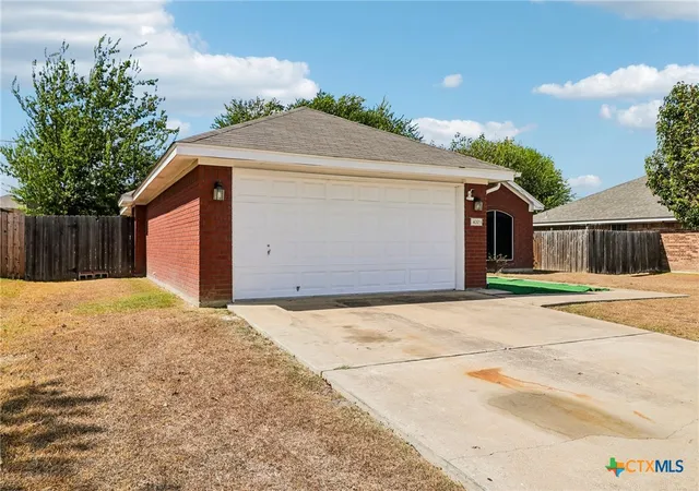 Photo 1 of Single family home for sale at 4203 Rosebelle Ave, Killeen, TX 76549 | MLS# 626249 | Listing updated on 2026-09-25