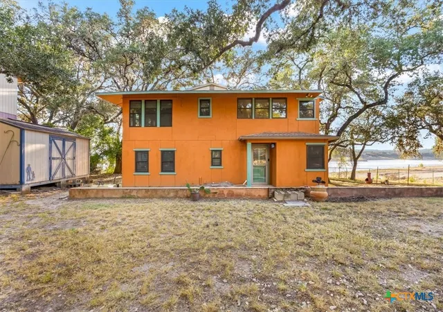 Photo 4 of Single family home for sale at 781 Lookout Dr, Lakehills, TX 78063 | MLS# 624043 | Listing updated on 2026-09-25