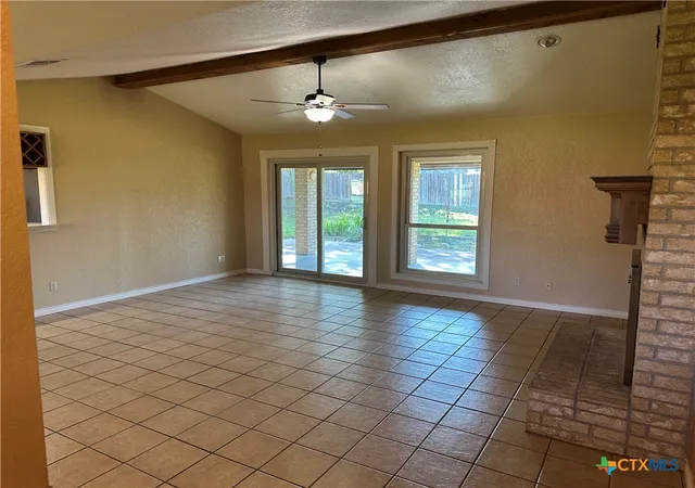 Photo 3 of Single family home for sale at 301 Cedar Crst Dr, Killeen, TX 76543 | MLS# 626270 | Listing updated on 2026-10-06