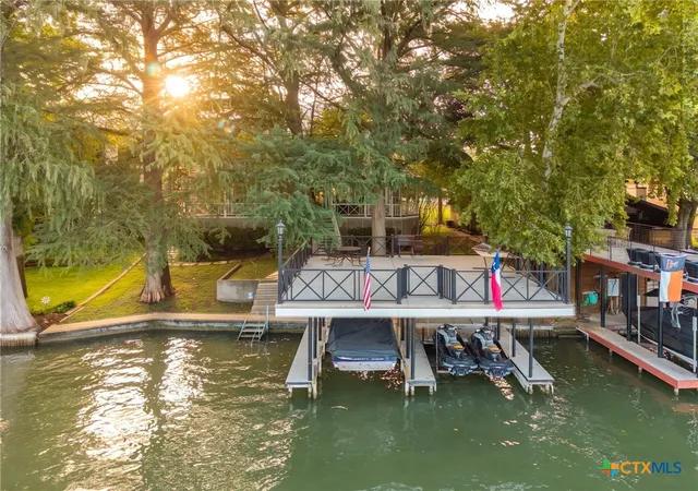 Photo 2 of Single family home for sale at 244 Lake Ridge Dr, Seguin, TX 78155 | MLS# 626315 | Listing updated on 2026-09-28