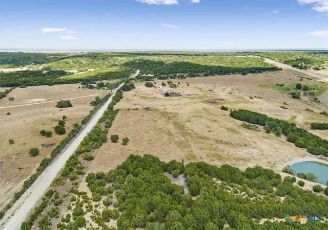 Photo 3 of House for sale at 2300 County Rd 147, Gatesville, TX 76528 | MLS# 625182 | Listing updated on 2026-09-28