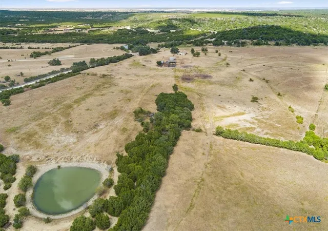 Photo 4 of House for sale at 2300 County Rd 147, Gatesville, TX 76528 | MLS# 625182 | Listing updated on 2026-09-28
