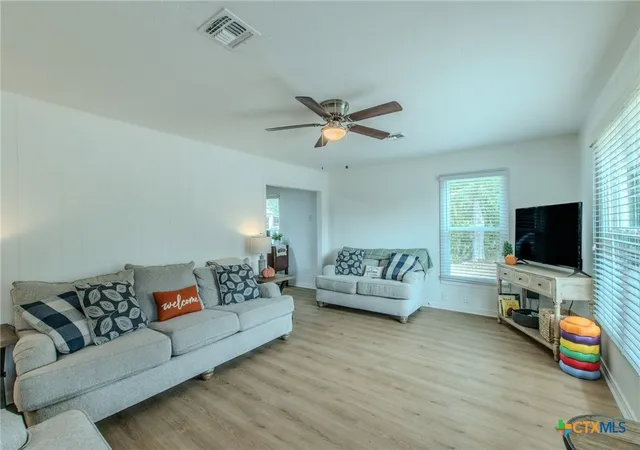 Photo 3 of Single family home for sale at 108 S Kings Trl, Little River Academy, TX 76554 | MLS# 626275 | Listing updated on 2026-10-05