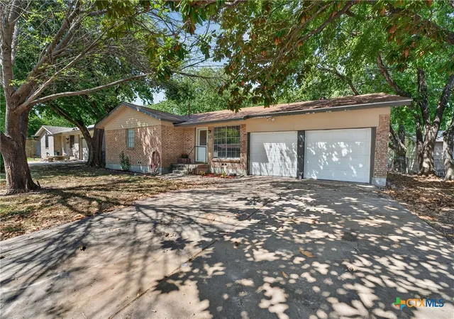 Photo 3 of Sale Pending at 506 Creek St, Copperas Cove, TX 76522 | MLS# 626268 | Listing updated on 2026-09-29