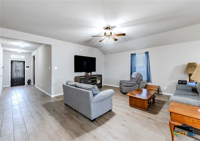 Photo 3 of Single family home for sale at 4102 Molly Dyer Dr, Killeen, TX 76549 | MLS# 626329 | Listing updated on 2026-10-07