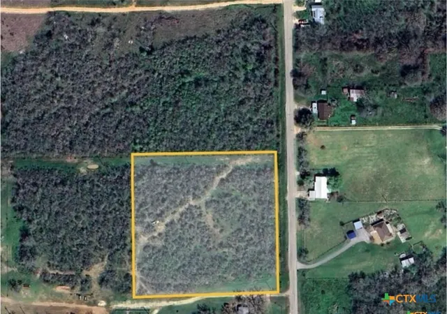Photo 2 of Land for sale at 650 Mcknight Rd, Seguin, TX 78155 | MLS# 626345 | Listing updated on 2026-09-26