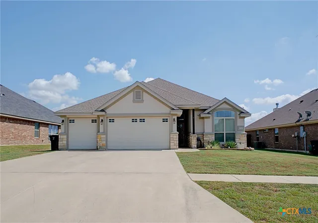 Photo 2 of Single family home for sale at 7702 Zircon Dr, Killeen, TX 76542 | MLS# 626283 | Listing updated on 2026-09-29