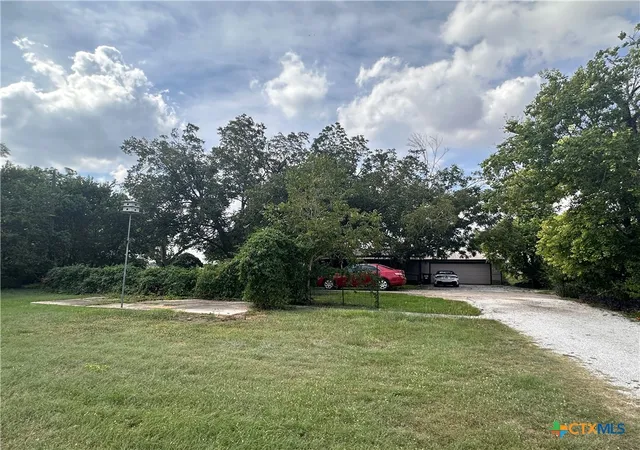 Photo 2 of Manufactured home for sale at 9732 Fm 621, Martindale, TX 78655 | MLS# 626341 | Listing updated on 2026-09-29
