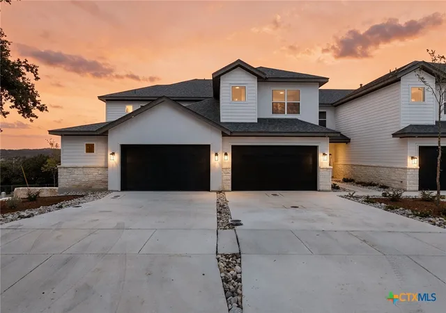 Photo 1 of Townhouse for sale at 106 Magnolia Cir, Boerne, TX 78006 | MLS# 626375 | Listing updated on 2026-09-29