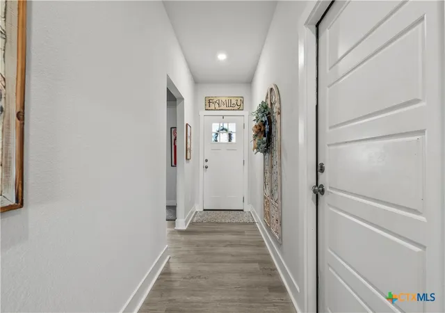 Photo 3 of Single family home for sale at 1042 Lexington Dr, Copperas Cove, TX 76522 | MLS# 626348 | Listing updated on 2026-10-05