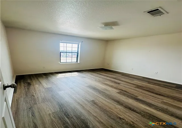 Photo 3 of House for sale at 407 Bermuda Dr, Copperas Cove, TX 76522 | MLS# 626403 | Listing updated on 2026-09-30