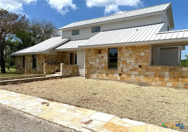 Single family home for sale at 525 Teague Dr, Moody, TX 76557 | MLS# 626357