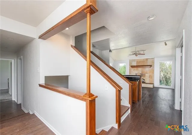 Photo 4 of Single family home for sale at 525 Teague Dr, Moody, TX 76557 | MLS# 626357 | Listing updated on 2026-10-01