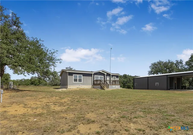 Photo 2 of Manufactured home for sale at 458 Hrabovsky Rd, Yoakum, TX 77995 | MLS# 626438 | Listing updated on 2026-09-30